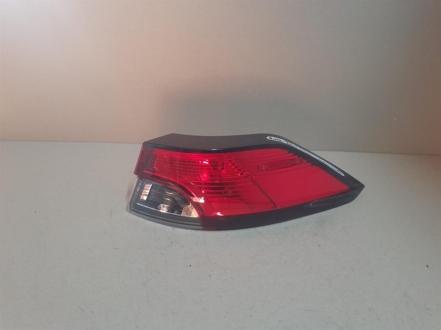 2022-2024 TOYOTA COROLLA CROSS RIGHT SIDE TAILLIGHT FOR SALE - Private Seller
