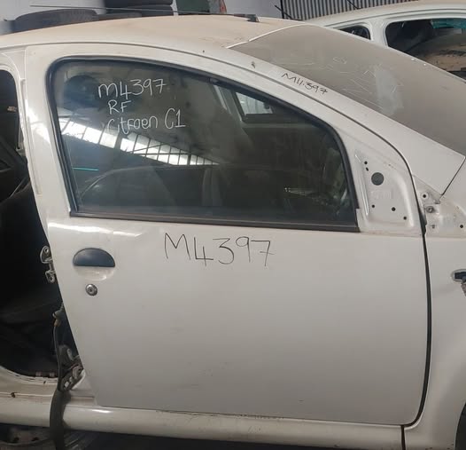 Citroen C1 driver door - Private Seller Citroen C1 driver door - Private Seller