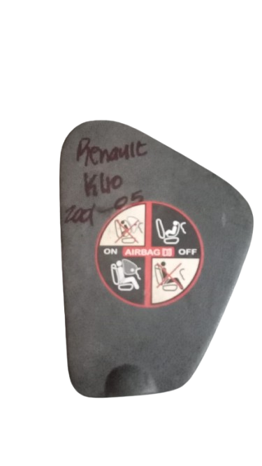 RENAULT CLIO DASHBOARD FUSE BOX COVER (2001-2005) - Private Seller RENAULT CLIO DASHBOARD FUSE BOX COVER (2001-2005) - Private Seller