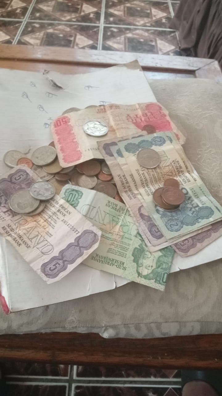I'm selling old south African coins and bank notes. Price negotiable I'm selling old south African coins and bank notes. Price negotiable