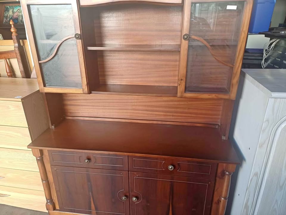 Antique display Cupboard/Sideboard Antique display Cupboard/Sideboard