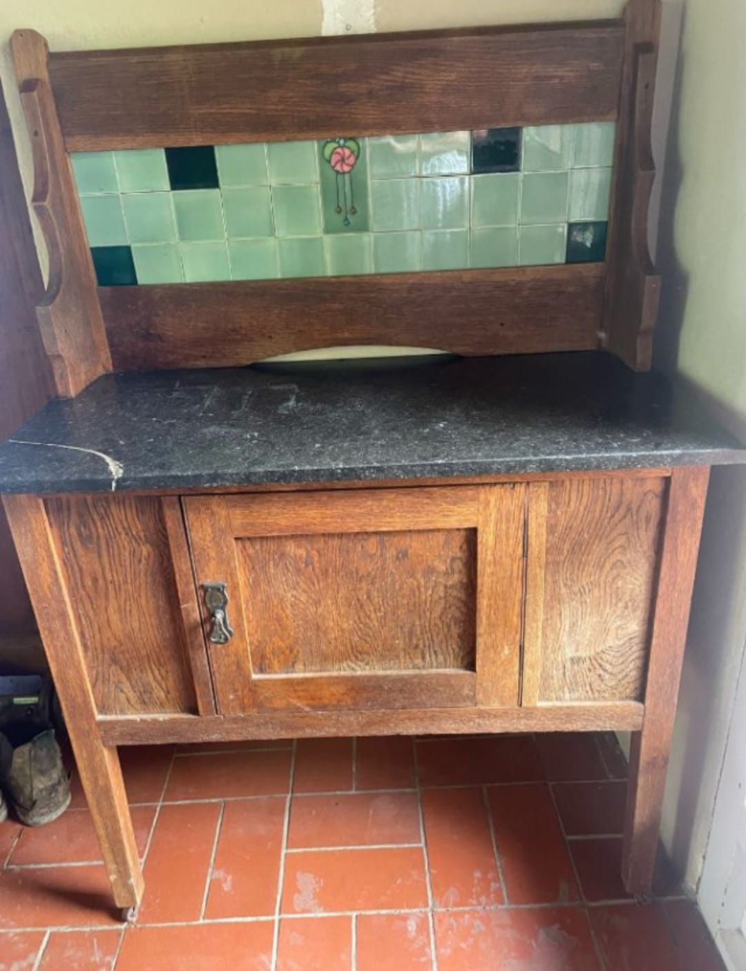 Antique wash table. Antique wash table.