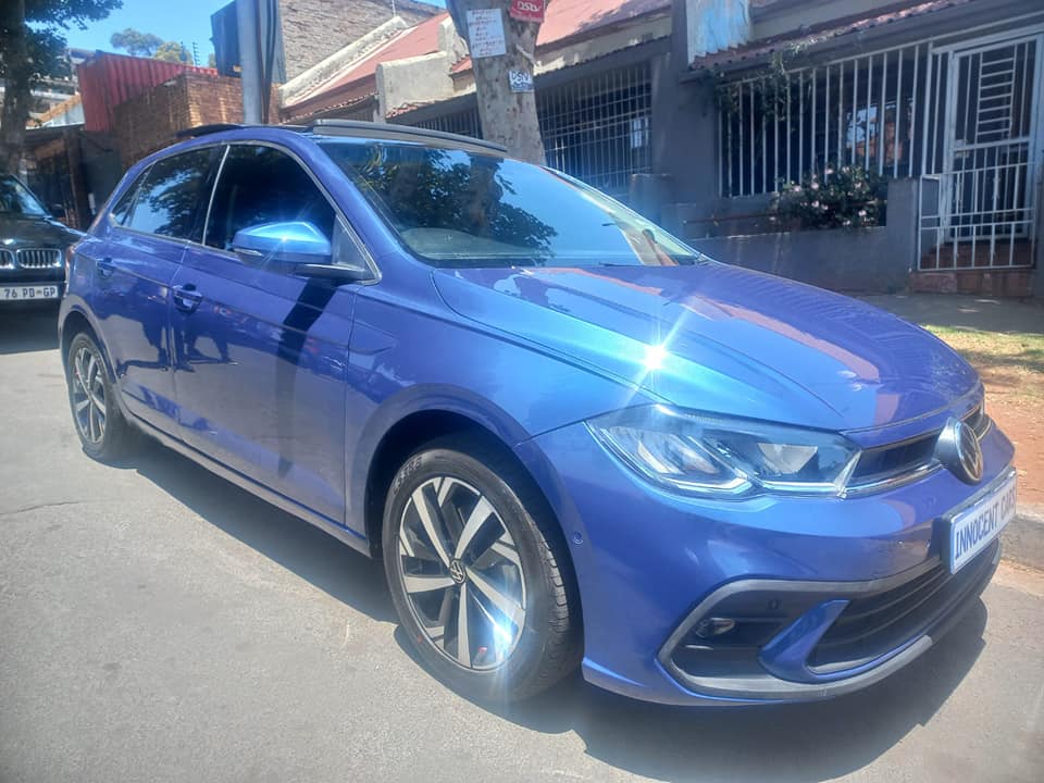 2023 VW POLO 8 TSI 1.0 PETROL, AUTOMATIC, BLUE COLOR, MILEAGE 70000KMS. SUNROOF  SB