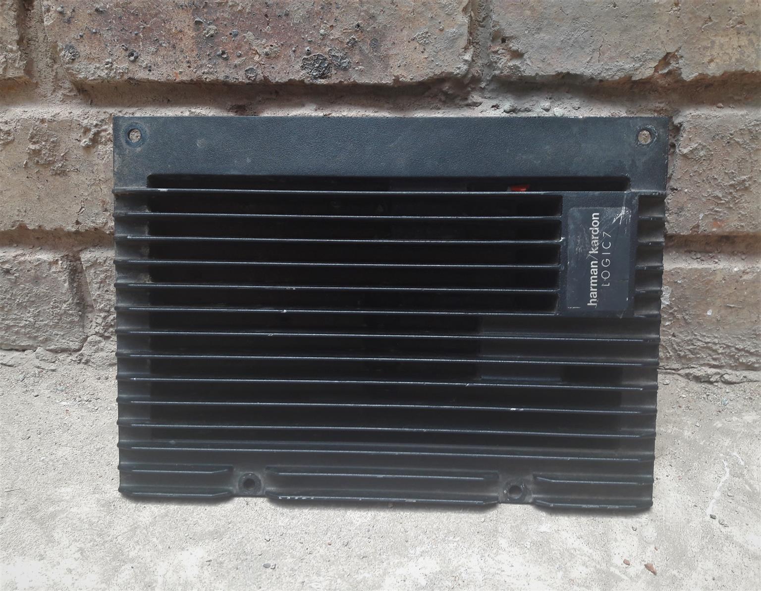 Assorted Land Rover Amplifiers for sale | AUTO EZI - Private Seller Assorted Land Rover Amplifiers for sale | AUTO EZI - Private Seller