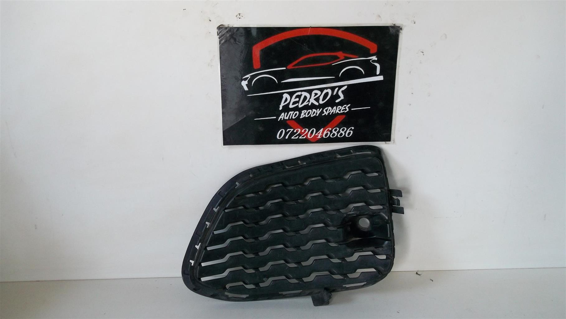 BMW X3 (F25) M sport/X4 (F26) front bumper left lower grille - Private Seller