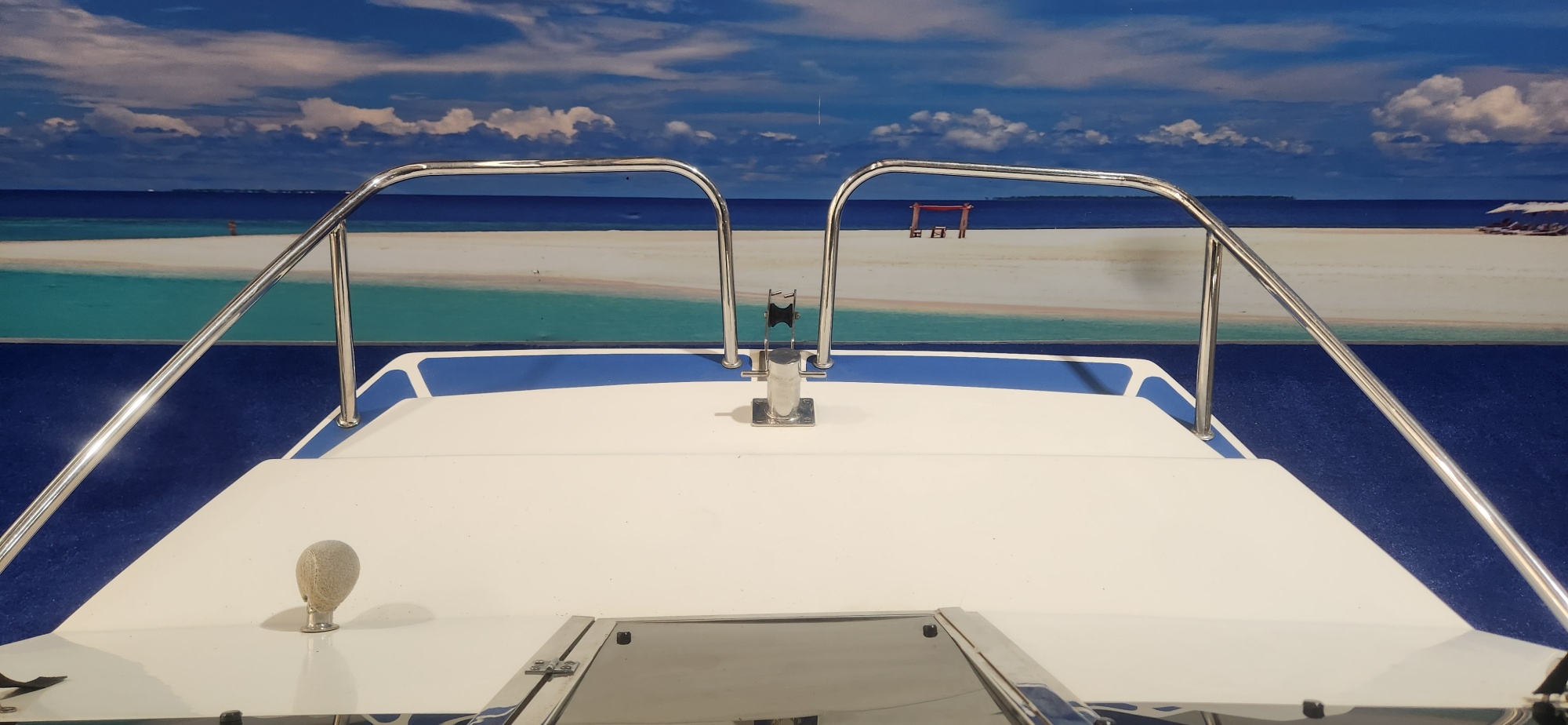YOGI CAT 500 ON TRAILER 2 X 60 HP SUZUKI 4 STROKES 2011 MODEL 190 / 200 HOURS