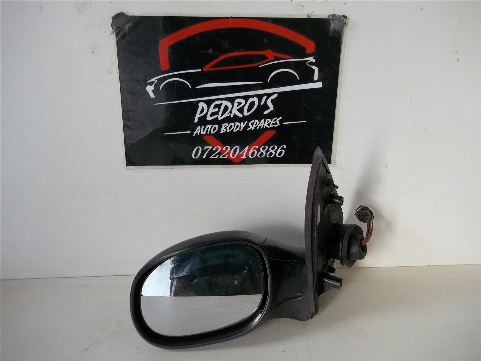 Peugeot 206 '98-'12 left mirror(s) (Electric) - Private Seller Peugeot 206 '98-'12 left mirror(s) (Electric) - Private Seller