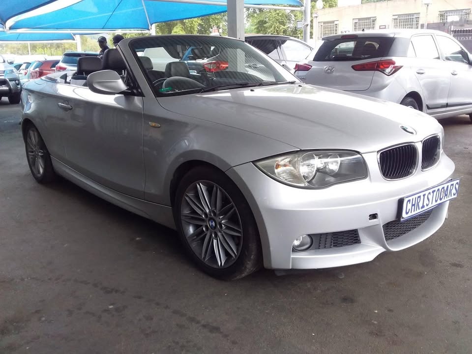 2010 model BMW 120i convertible