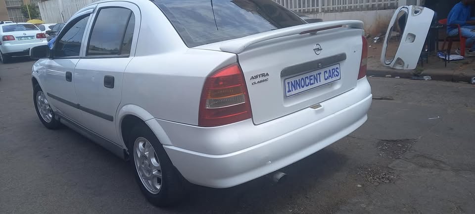 2000 OPEL ASTRA CLASSIC SEDAN 1.6 ECO TEC. MANUAL PETROL, WHITE COLOUR,