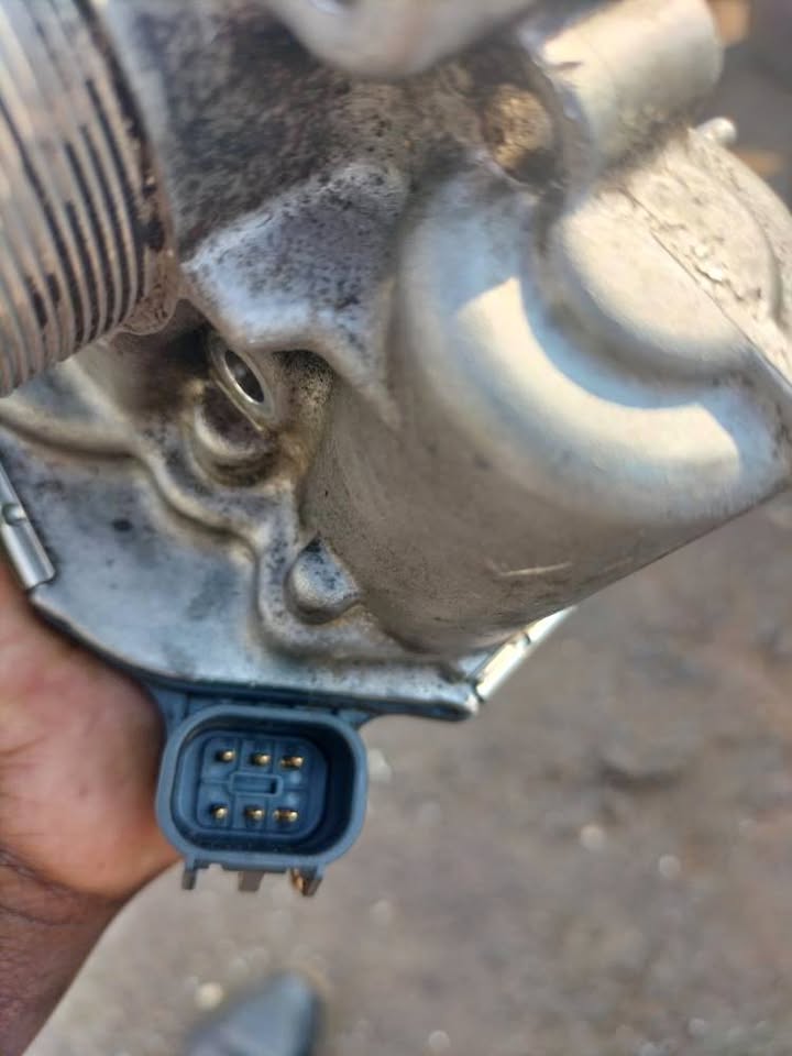 Chevrolet Cruze 1.4 2014 up or down tortlebody Chevrolet Cruze 1.4 2014 up or down tortlebody