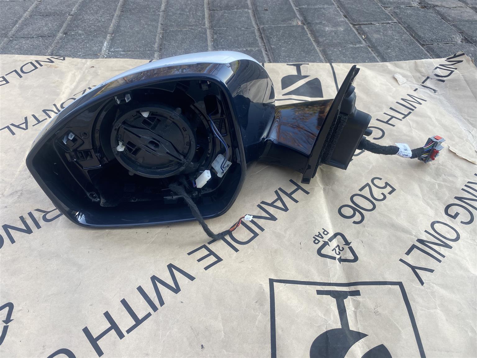 2022 RANGE ROVER VELAR ELECTRONIC HEATED WITH CAMERA DOOR MIRROR LEFT FOR SALE 2022 RANGE ROVER VELAR ELECTRONIC HEATED WITH CAMERA DOOR MIRROR LEFT FOR SALE