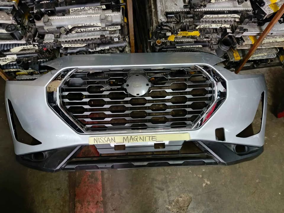 NISSAN MAGNITE FRONT BUMPER - Private Seller NISSAN MAGNITE FRONT BUMPER - Private Seller