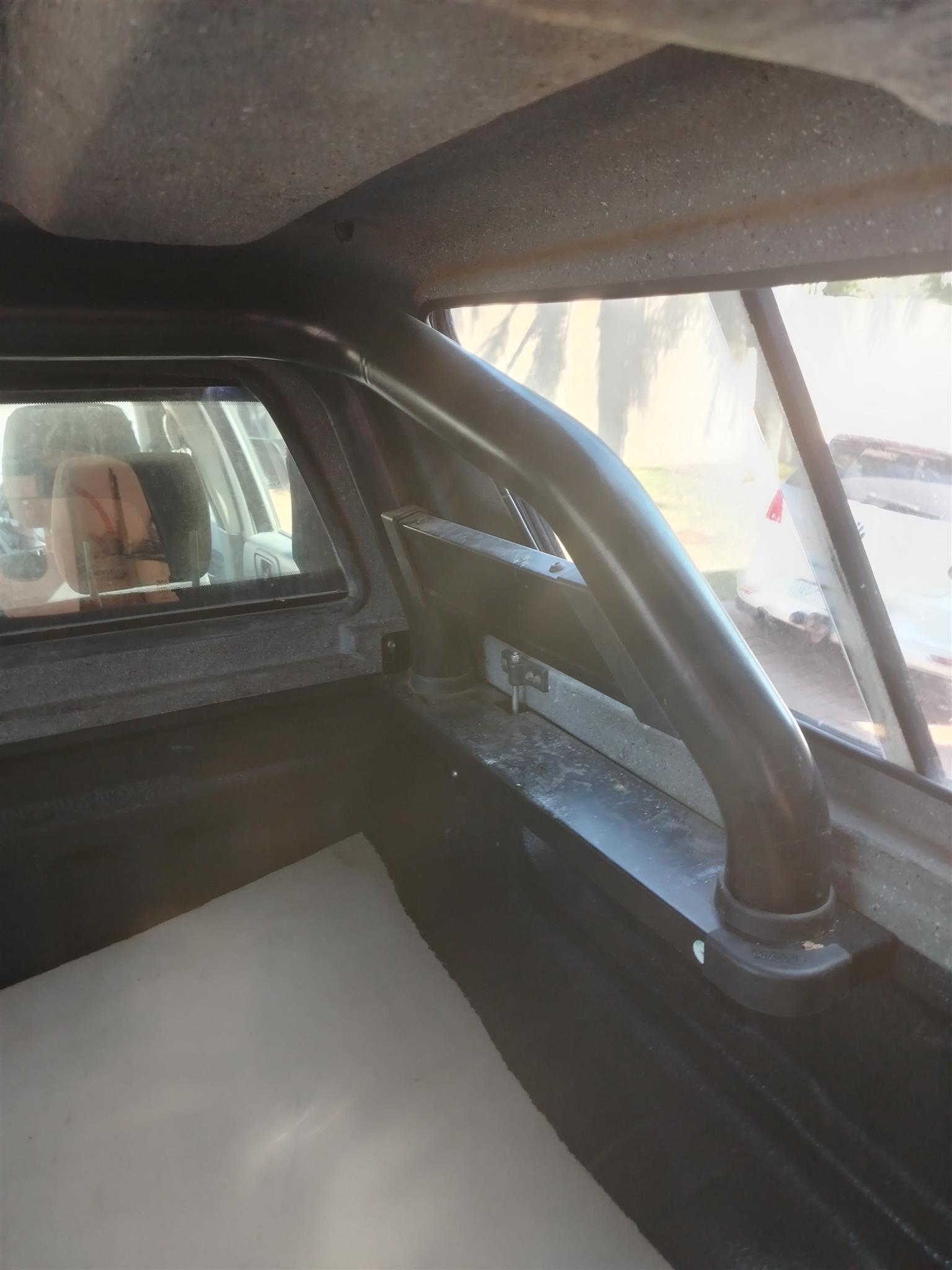 Ford ranger black roll bar - Private Seller Ford ranger black roll bar - Private Seller