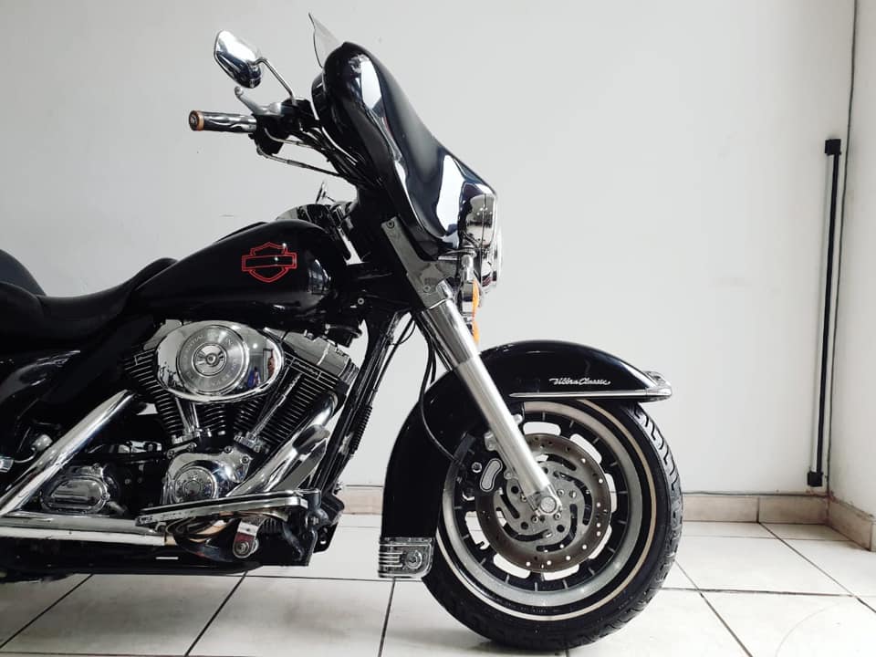 HARLEY DAVIDSON ULTRA GLIDE CLASSIC - Private Seller HARLEY DAVIDSON ULTRA GLIDE CLASSIC - Private Seller
