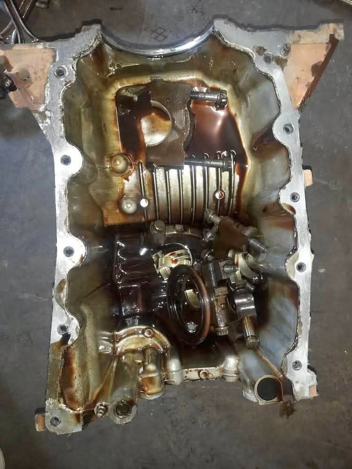 TOYOTA ETOS OIL SUMP / BOTTOM PLATE - Private Seller TOYOTA ETOS OIL SUMP / BOTTOM PLATE - Private Seller
