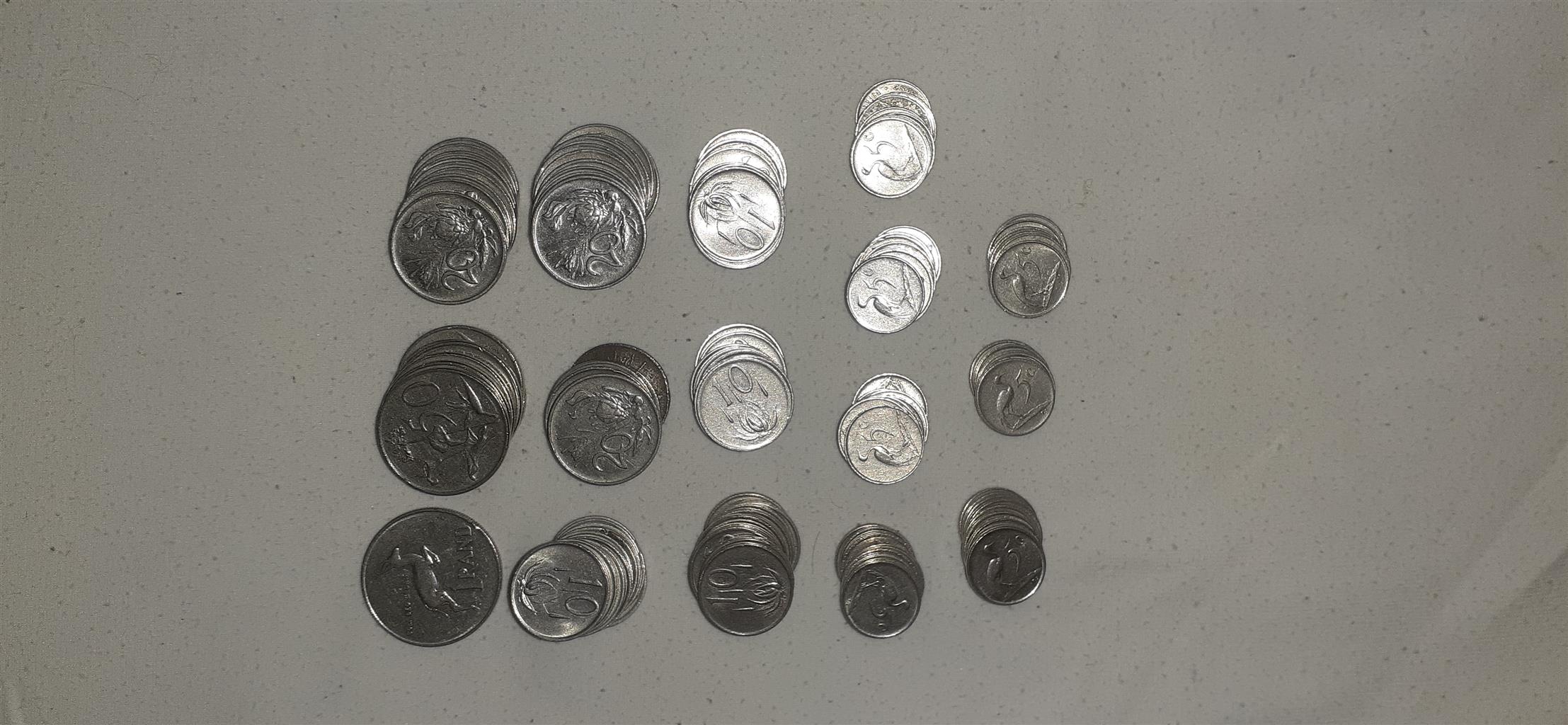 Hi selling my old coins and notes
