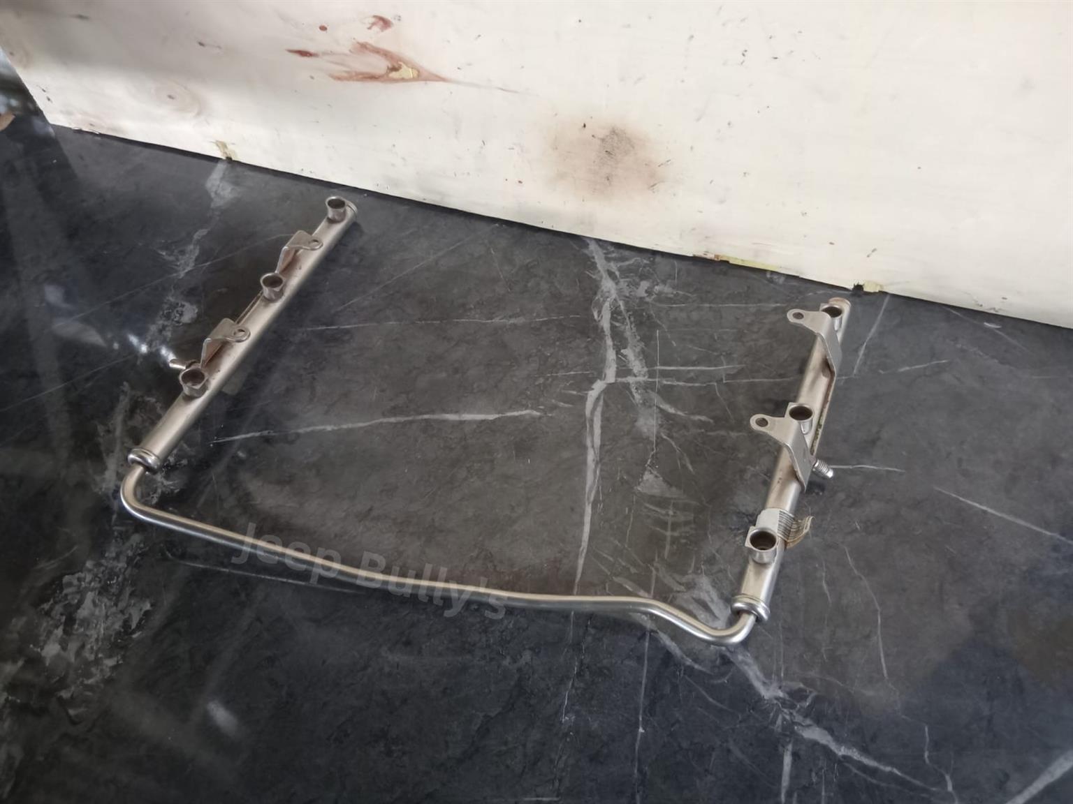 Fuel Rail From Stripped Jeep Liberty - Private Seller Fuel Rail From Stripped Jeep Liberty - Private Seller