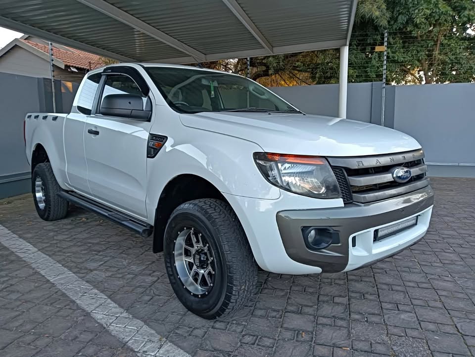 2014 Ford  Ranger Super Cab 2.2 Diesel 6 Speed (Partial Service History)