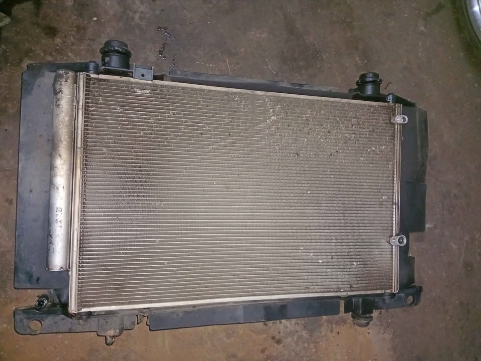 Toyota corrola prestige complete radiator 1.8 - Private Seller