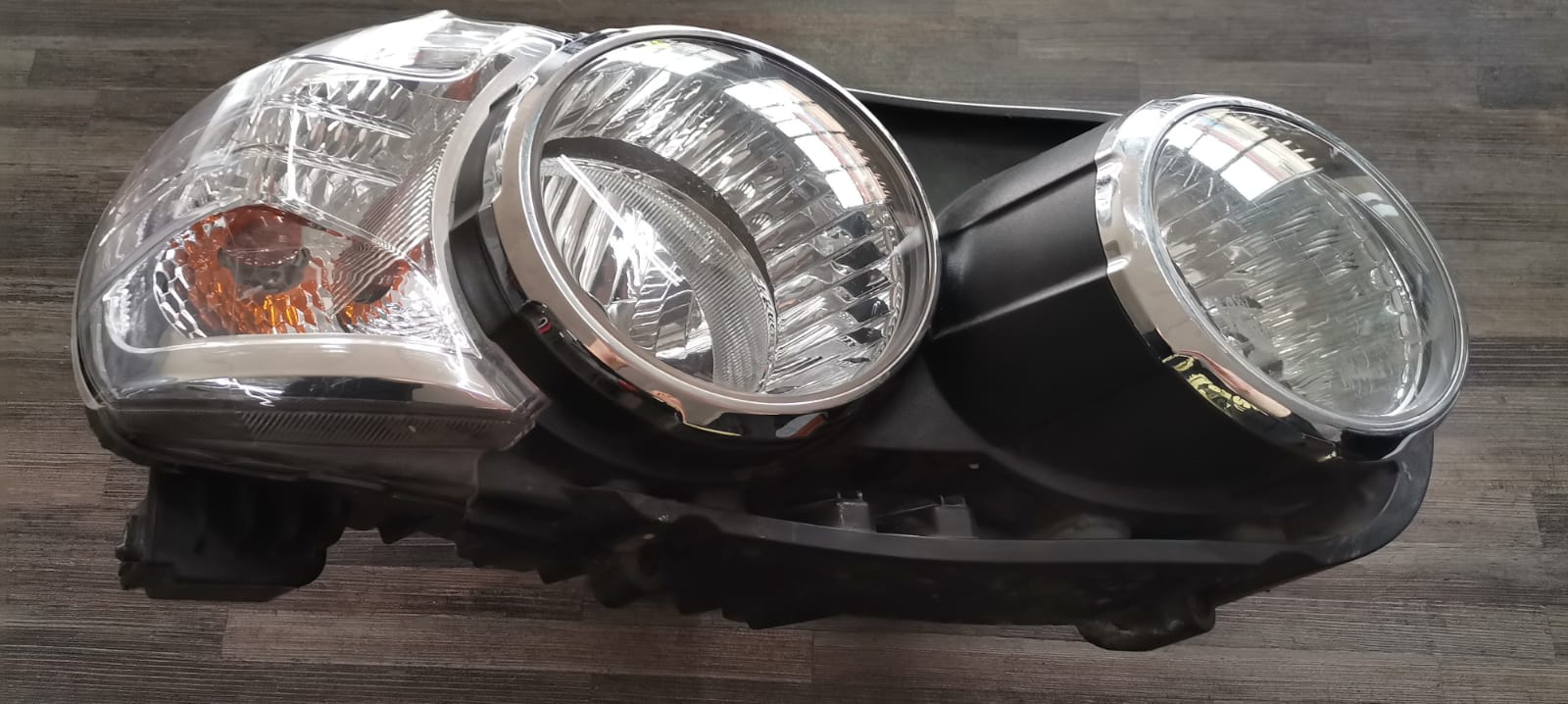 Used Chev Sonic Headlight Available for Sale - Private Seller Used Chev Sonic Headlight Available for Sale - Private Seller
