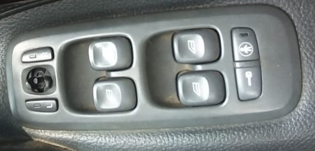 VOLVO S60 WINDOW SWITCHES - Private Seller