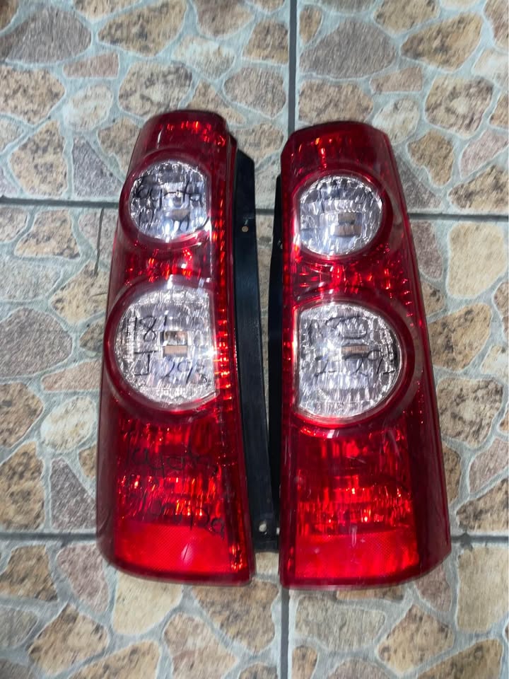 Toyota Avanza taillights 2007 - Private Seller Toyota Avanza taillights 2007 - Private Seller