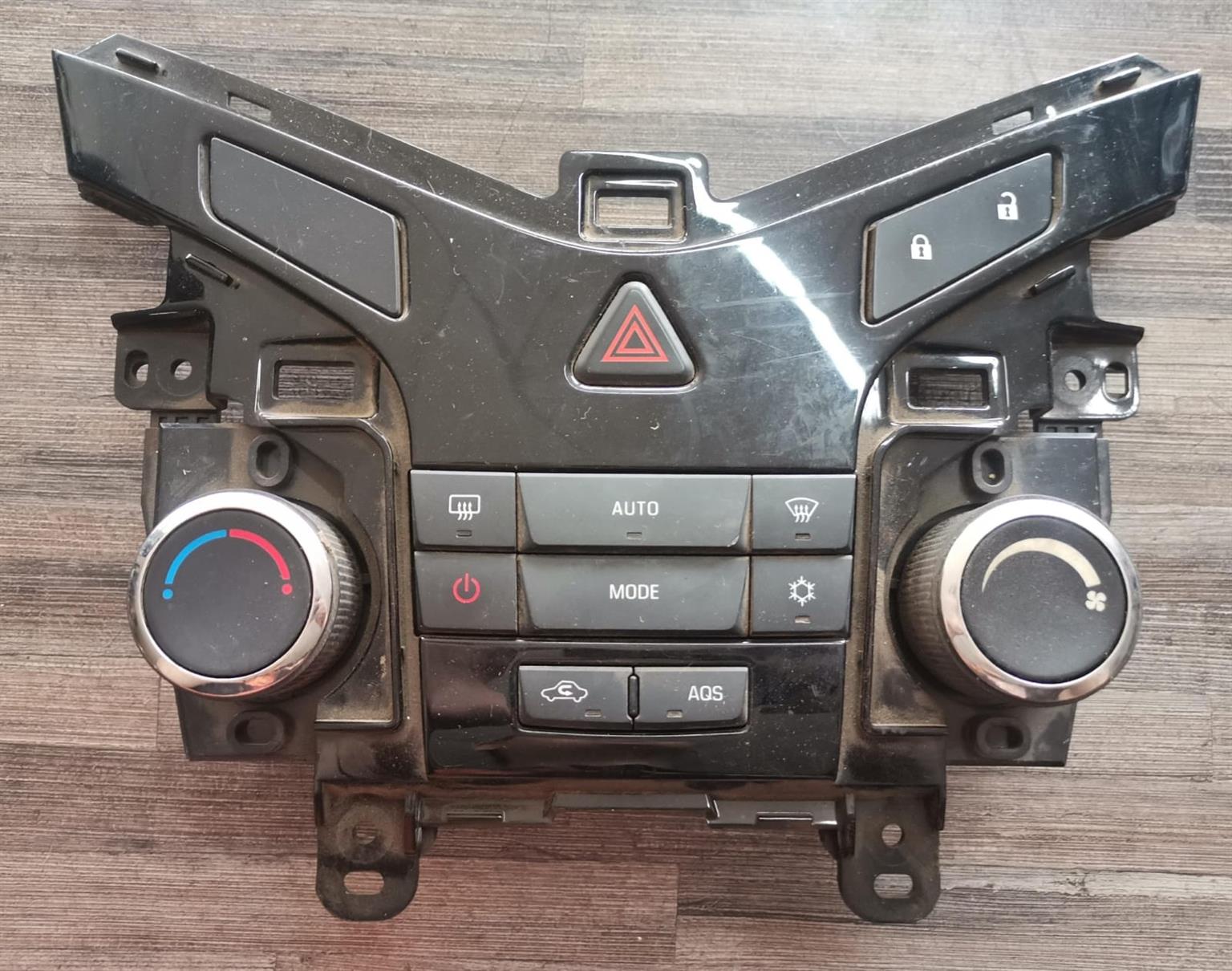 Climate Control for Chev Cruze