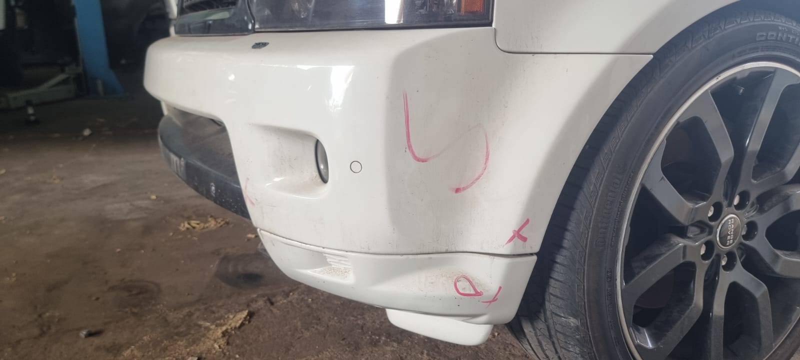 2010 Range Rover Sport 5.0l S/C V8 Front Bumper for sale