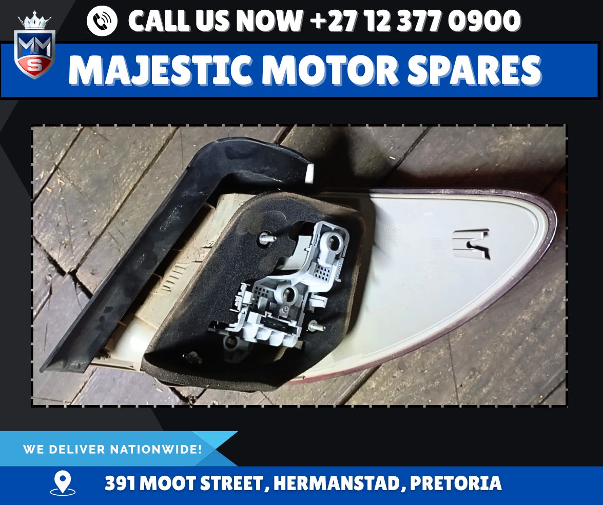 Mercedes Benz W246 Tail light for Sale - Private Seller Mercedes Benz W246 Tail light for Sale - Private Seller