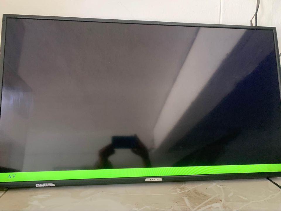 Ecco 42 inch tv