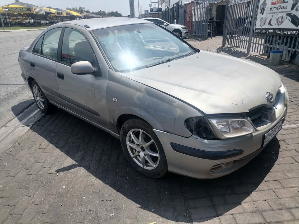 Nissan Almera stripping for spares