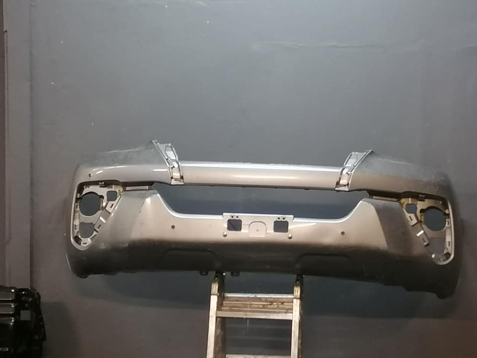 Toyota Fortuner GDL grey front bumper for sale DM number in the description for assistance - Private Seller