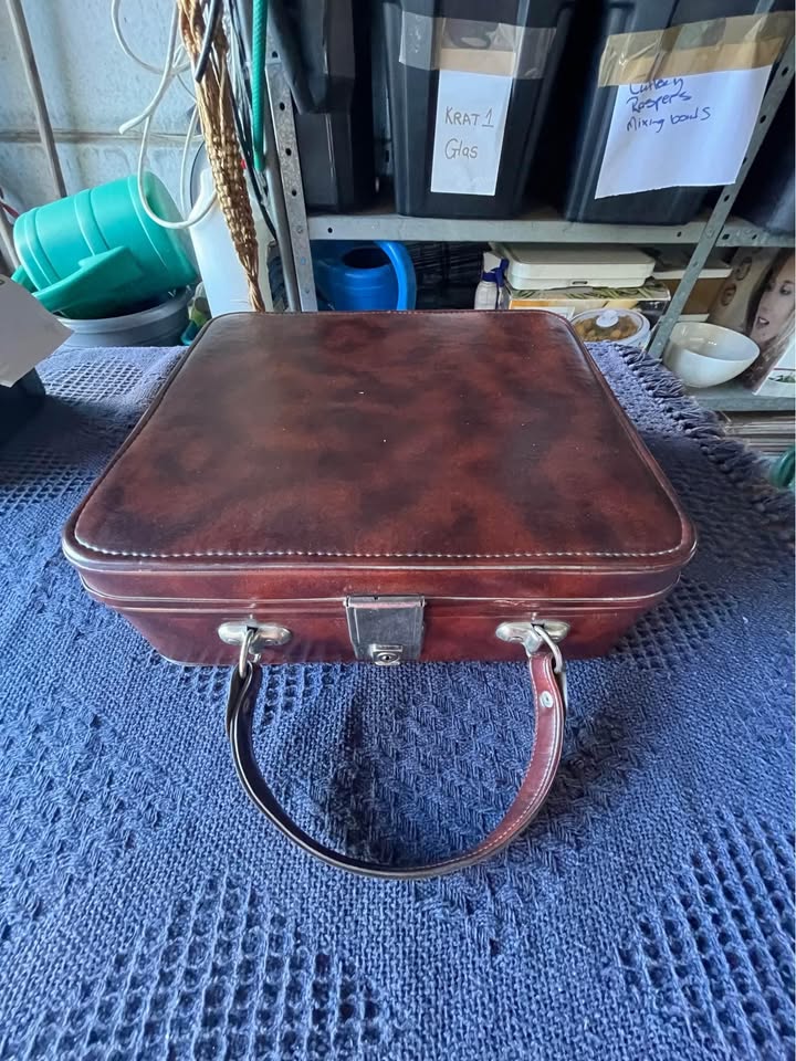 Vintage vanity case Vintage vanity case