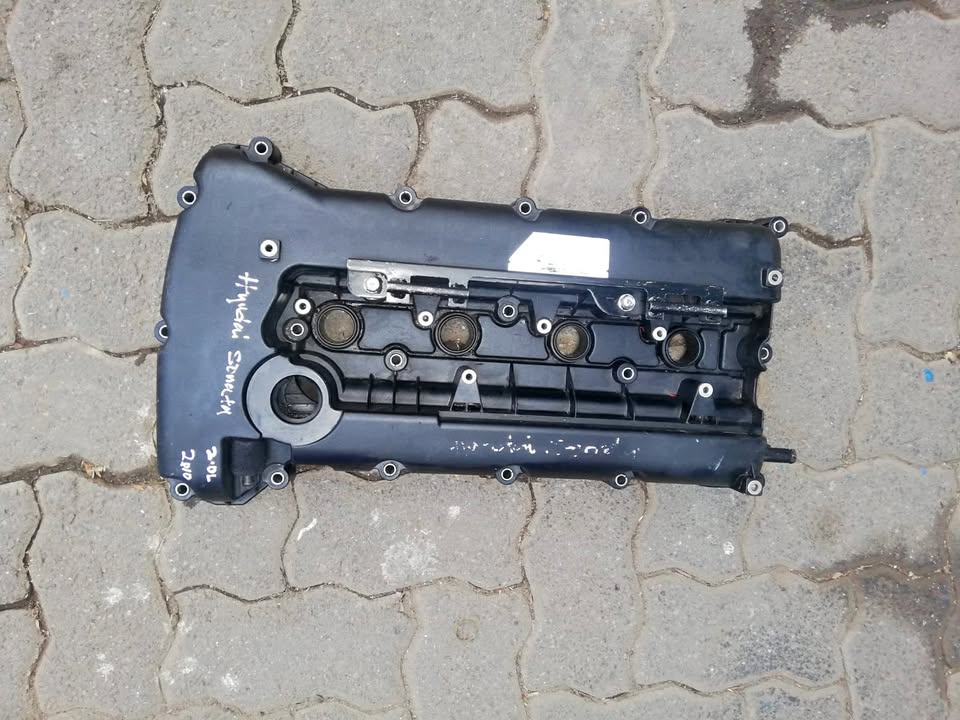 HYUNDAI SONATA 2.0I 2010 TAPPET COVER FOR SALE