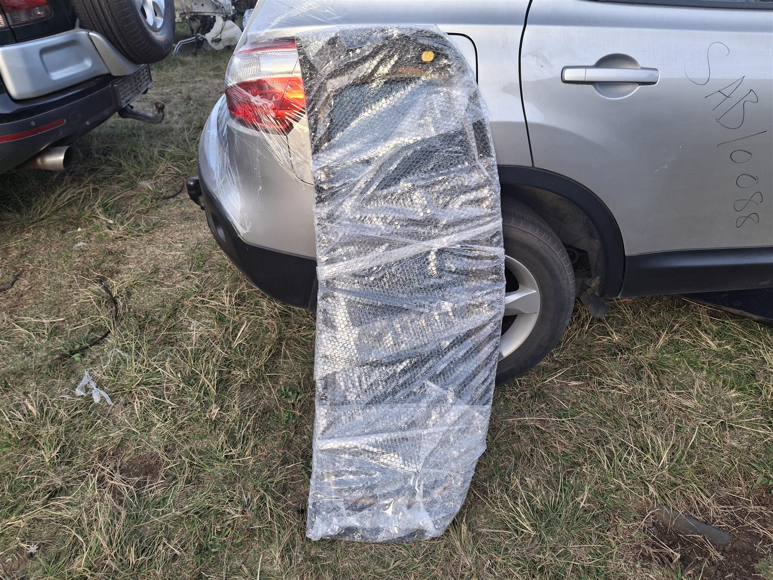 Rear windscreen Nissan Qashqai - Private Seller Rear windscreen Nissan Qashqai - Private Seller