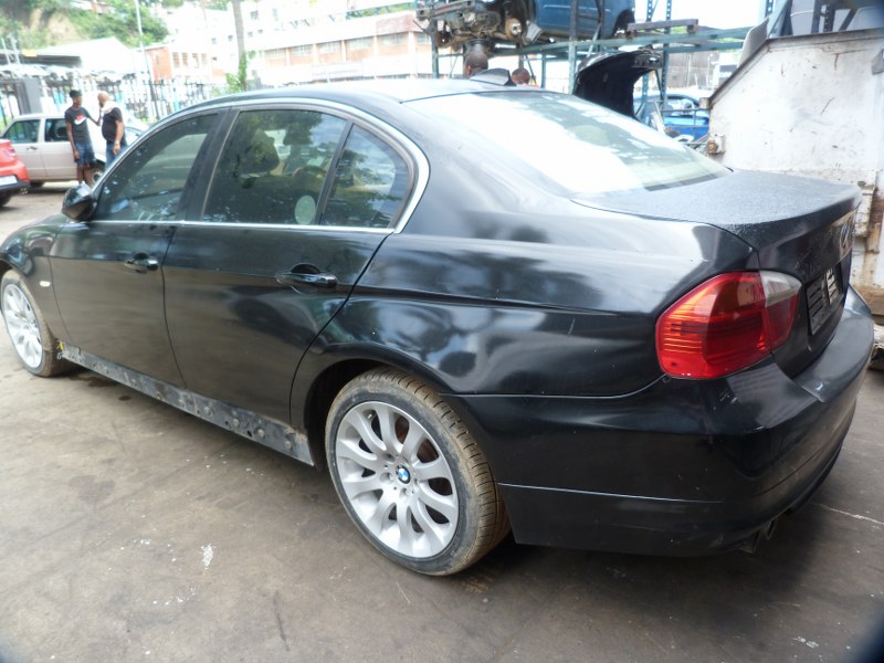 BMW 330i E90 AT Black - 2008 SPARESBOYZ STRIPPING FOR SPARES - Private Seller BMW 330i E90 AT Black - 2008 SPARESBOYZ STRIPPING FOR SPARES - Private Seller