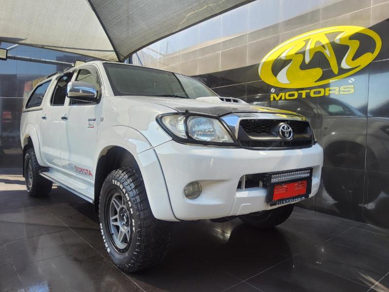 Used 2010 Toyota Hilux 3.0D-4D double cab 4x4 Raider Dakar edition auto - Private Seller