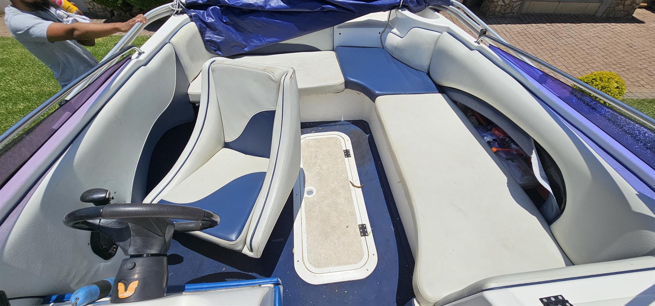 17ft Esprit Boat with 200hp also rigged for Bass Fishing