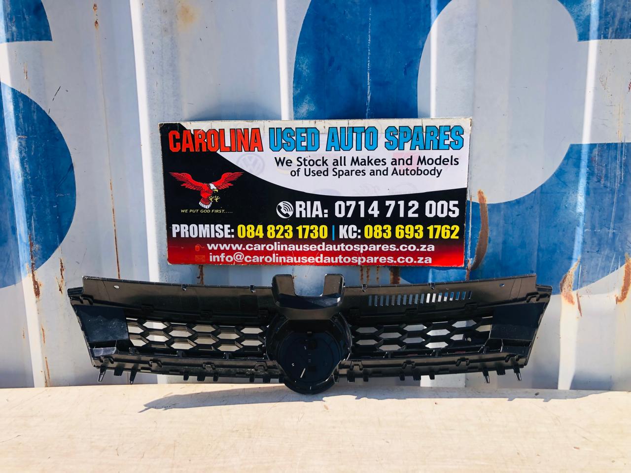VW Golf 7.5 GTi radiator grill (no badge) (2016-2022) - Private Seller VW Golf 7.5 GTi radiator grill (no badge) (2016-2022) - Private Seller