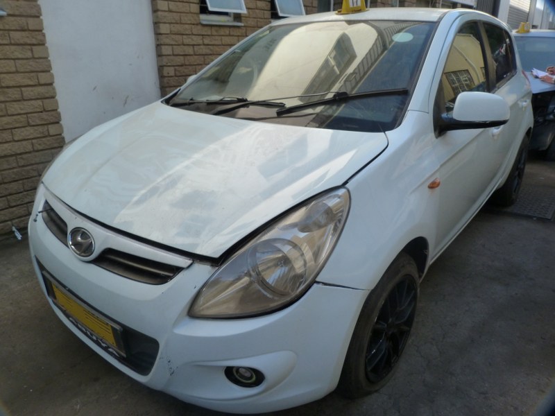 Hyundai i20 1.4 Petrol AT - 2013 SPARESBOYZ STRIPPING FOR SPARES - Private Seller Hyundai i20 1.4 Petrol AT - 2013 SPARESBOYZ STRIPPING FOR SPARES - Private Seller