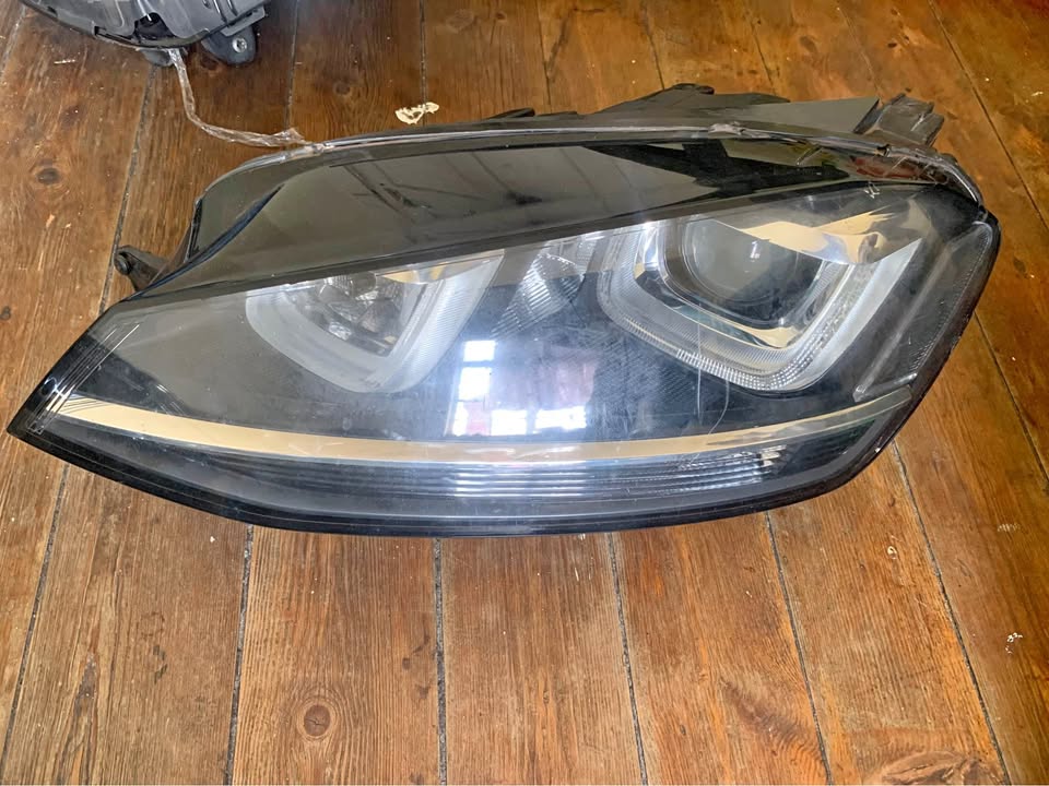 VW golf 7 headlight