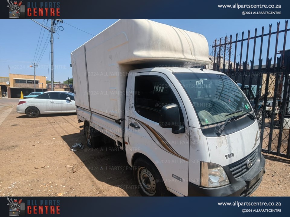 Stripping for Spares: 2015 Tata Ace Super / Venture - Manual Diesel