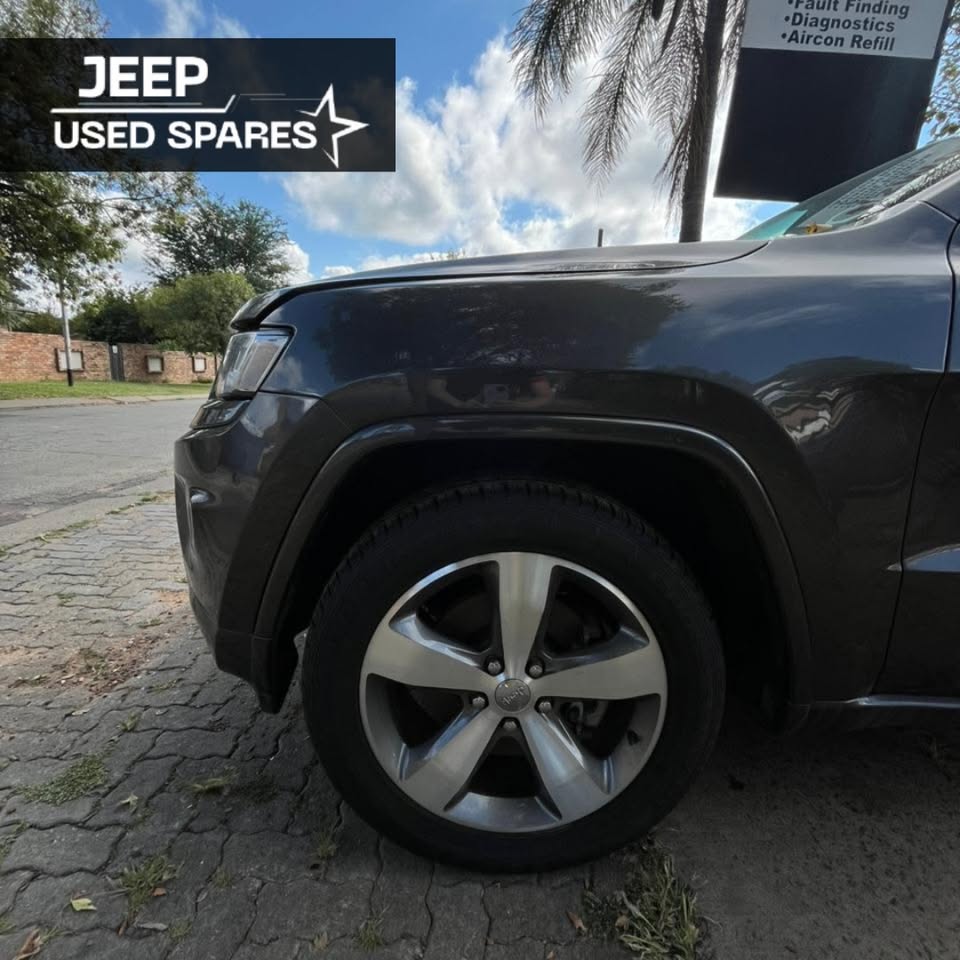 Breaking For Parts Jeep Grand Cherokee 3.6 Wk2 - Private Seller