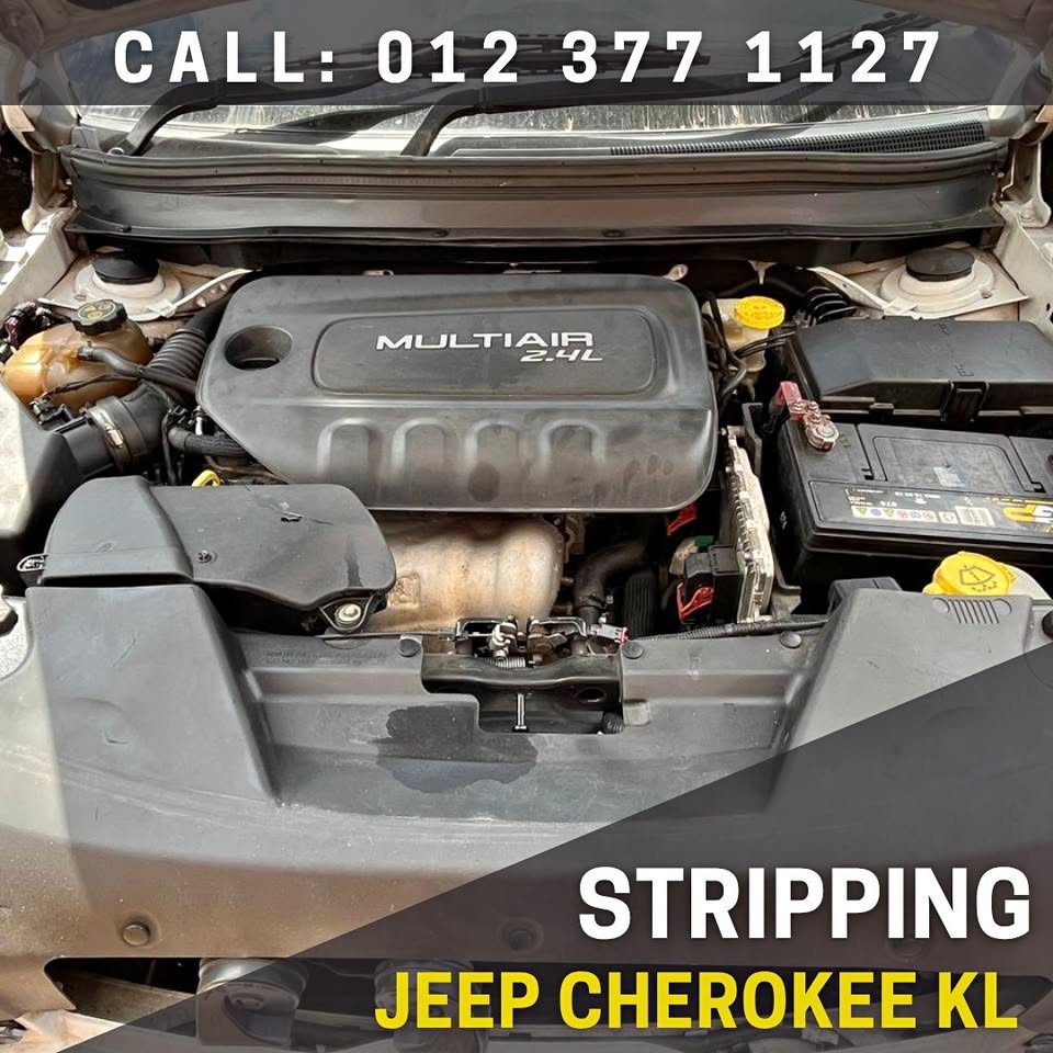 Jeep Cherokee 2.4 Kl Automatic Petrol Stripping For Engine Parts - Private Seller Jeep Cherokee 2.4 Kl Automatic Petrol Stripping For Engine Parts - Private Seller