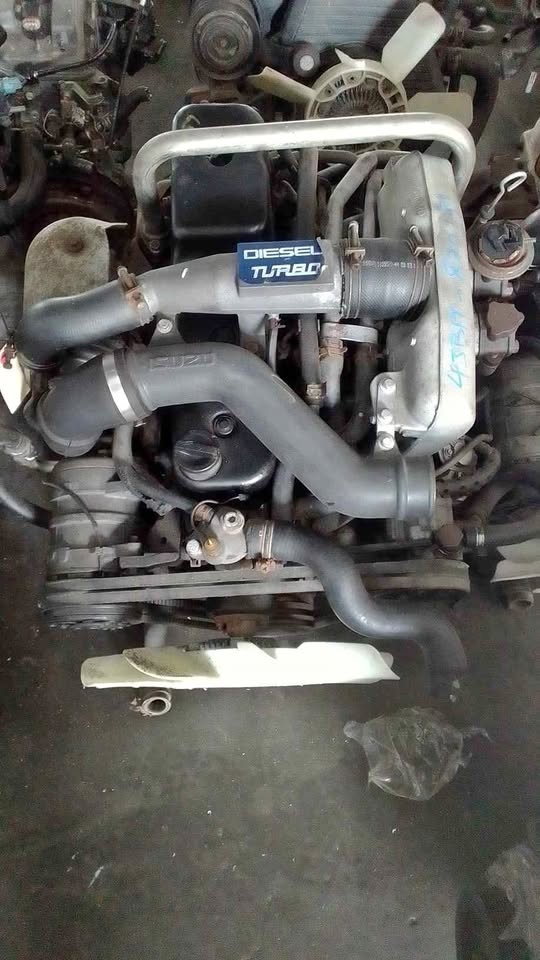 ISUZU 4JB1 2.8L TURBO COMPLETE ENGINE FOR SALE - Private Seller ISUZU 4JB1 2.8L TURBO COMPLETE ENGINE FOR SALE - Private Seller