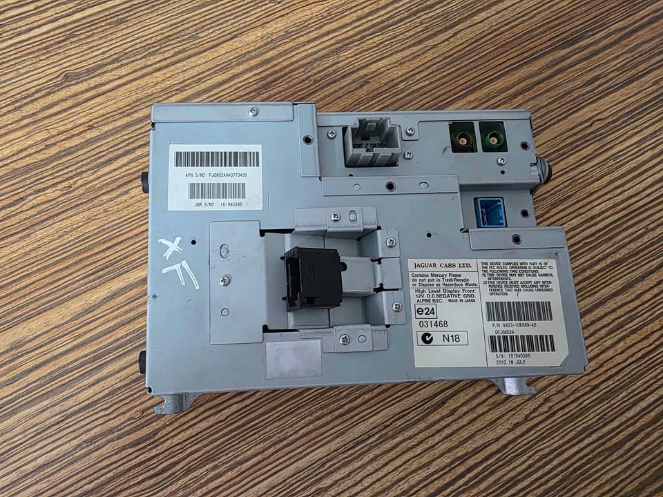 JAGUAR XF RADIO SCREEN - Private Seller JAGUAR XF RADIO SCREEN - Private Seller