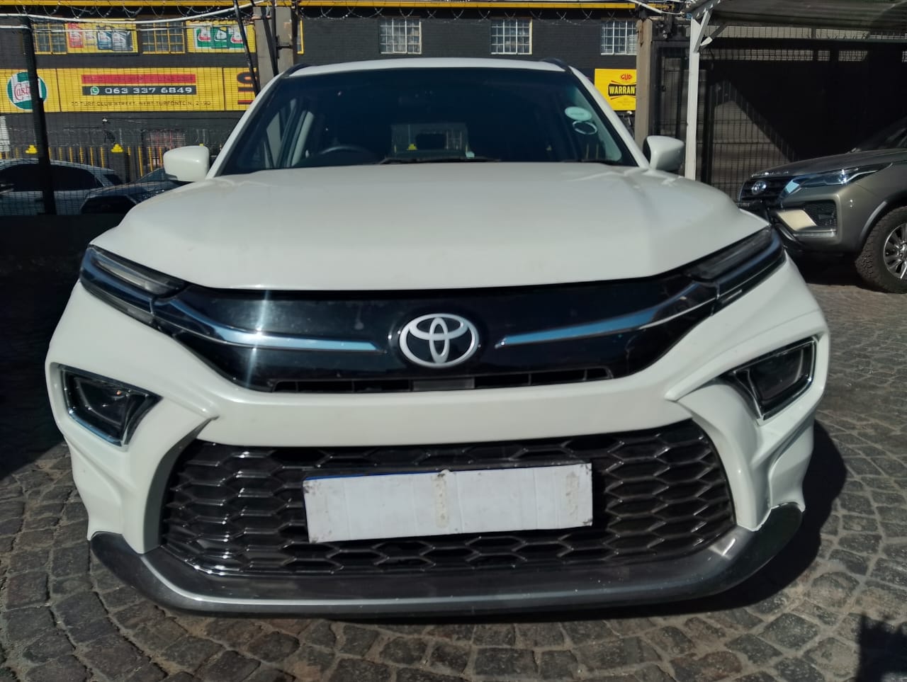 2024 Toyota Urban Cruiser 1.5 Xs 77KW MINI SUV Manual 4,000km Cloth Seats, Tow B