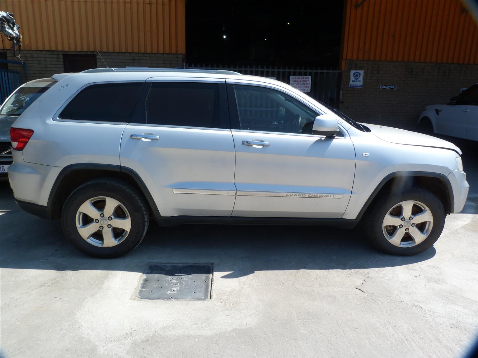 Jeep Grand Cherokee 3.6 V6 AT - 2012 - Private Seller Jeep Grand Cherokee 3.6 V6 AT - 2012 - Private Seller