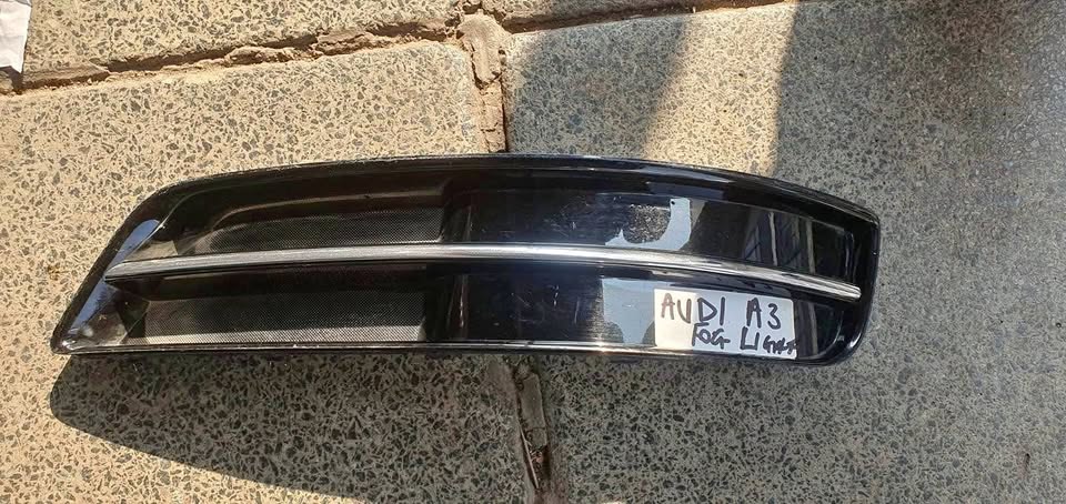 Audi A3 fog light cover - Private Seller Audi A3 fog light cover - Private Seller