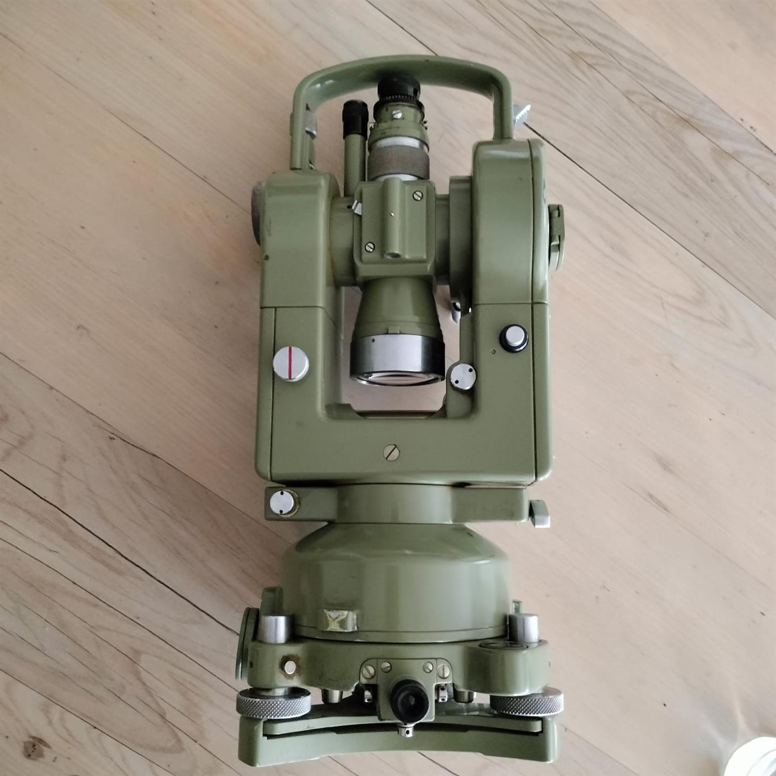 Wild T2 Heerbrug Theodolite made in Switzerland
